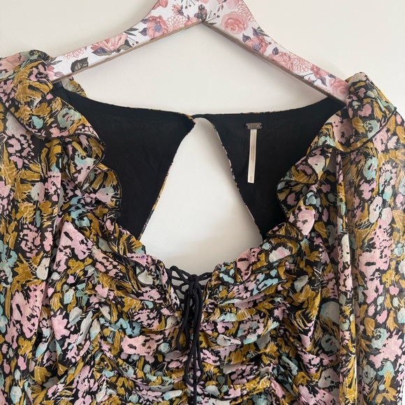 FREE PEOPLE Mabel Floral Printed Blouse Black Top M Medium - Picture 3 of 9